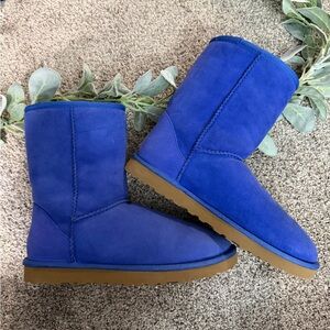 UGGS Classic Short Blue Boots